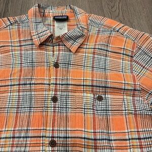 Men's Patagonia‎ A/C SS Lightweight Button Down Shirt Men’s Medium Orange Plaid